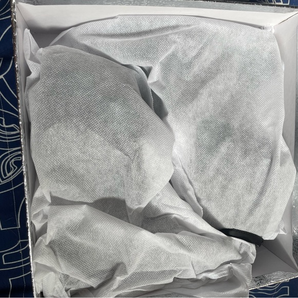 Platform satin heels - Picture 5 of 13